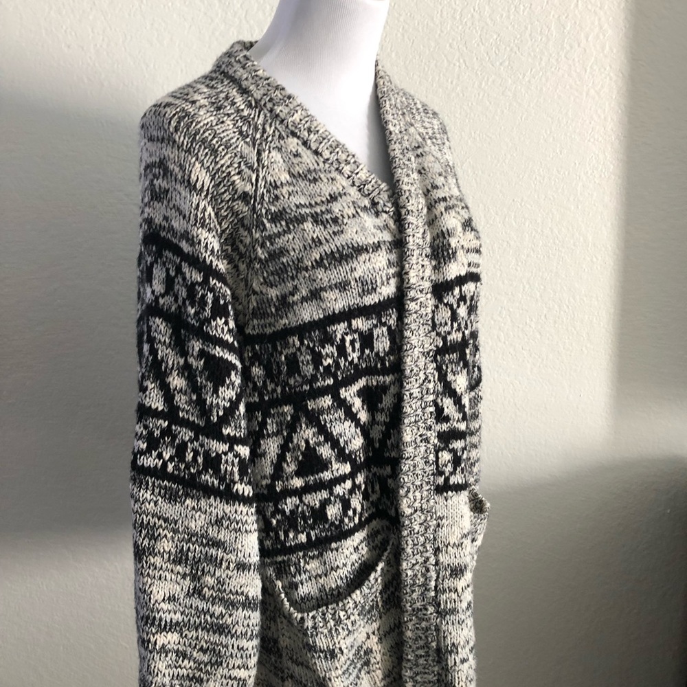 OBEY Black & White Sweater